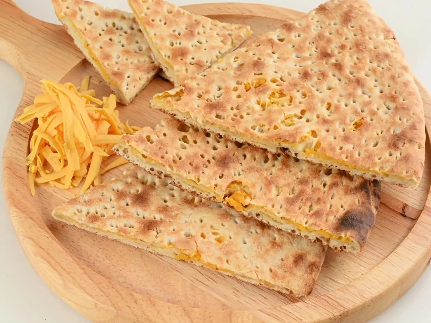 خبزتمیس جبن