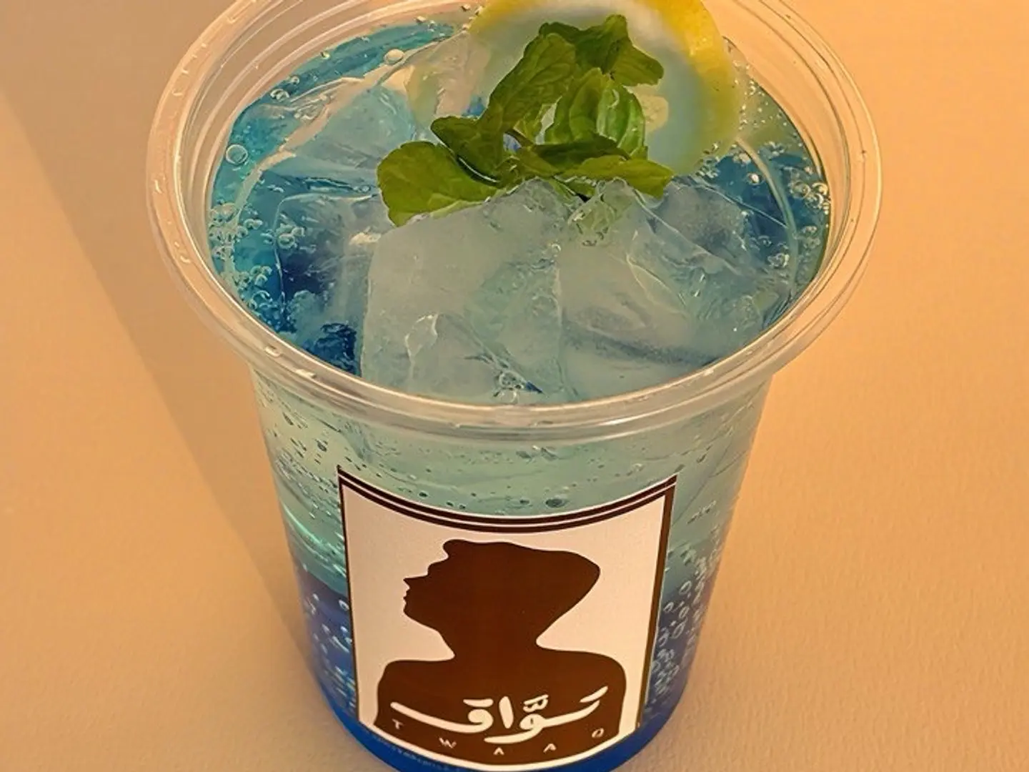 موهيتو توت ازرق