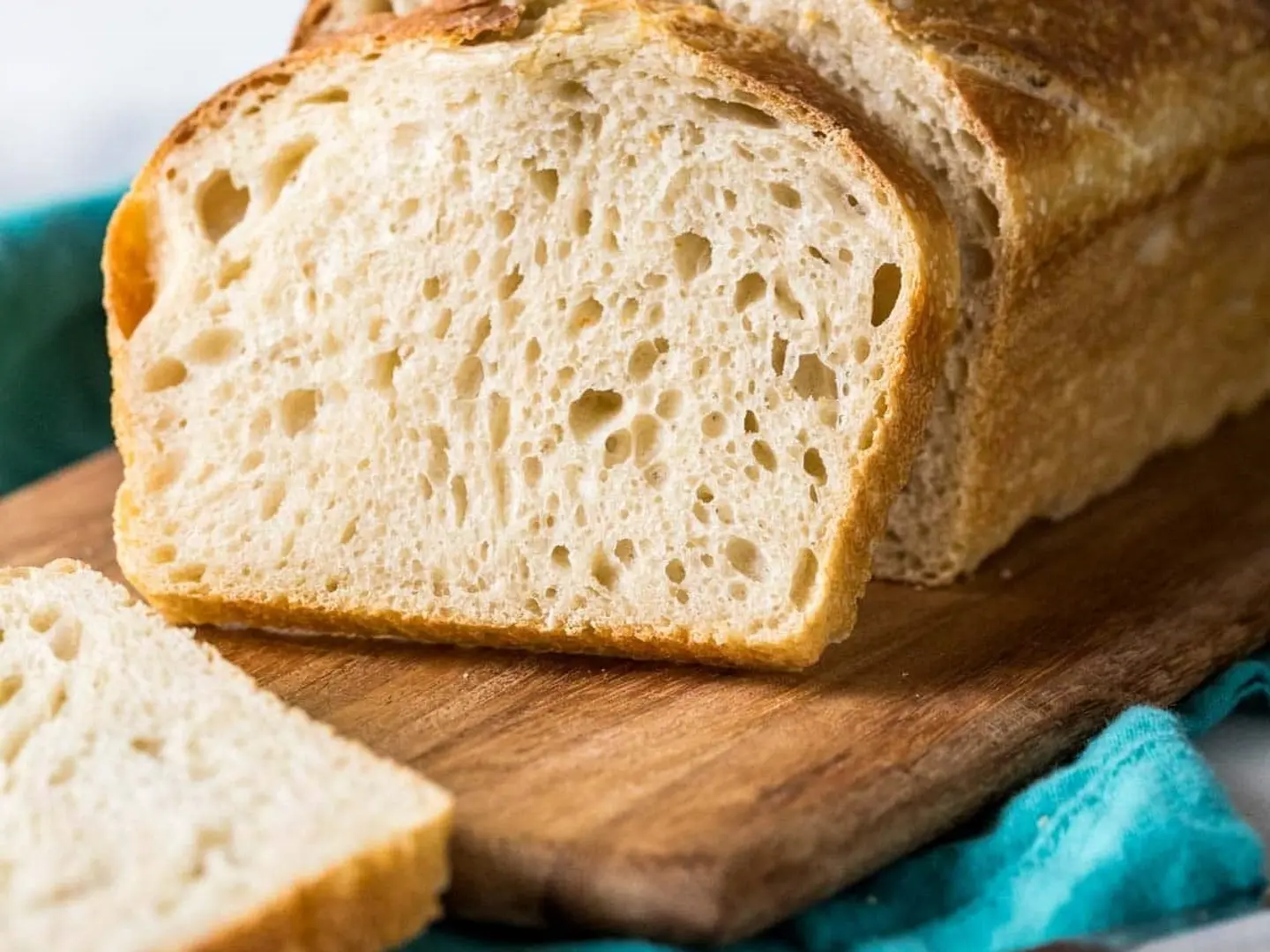 خبز سوردو توست ابيض