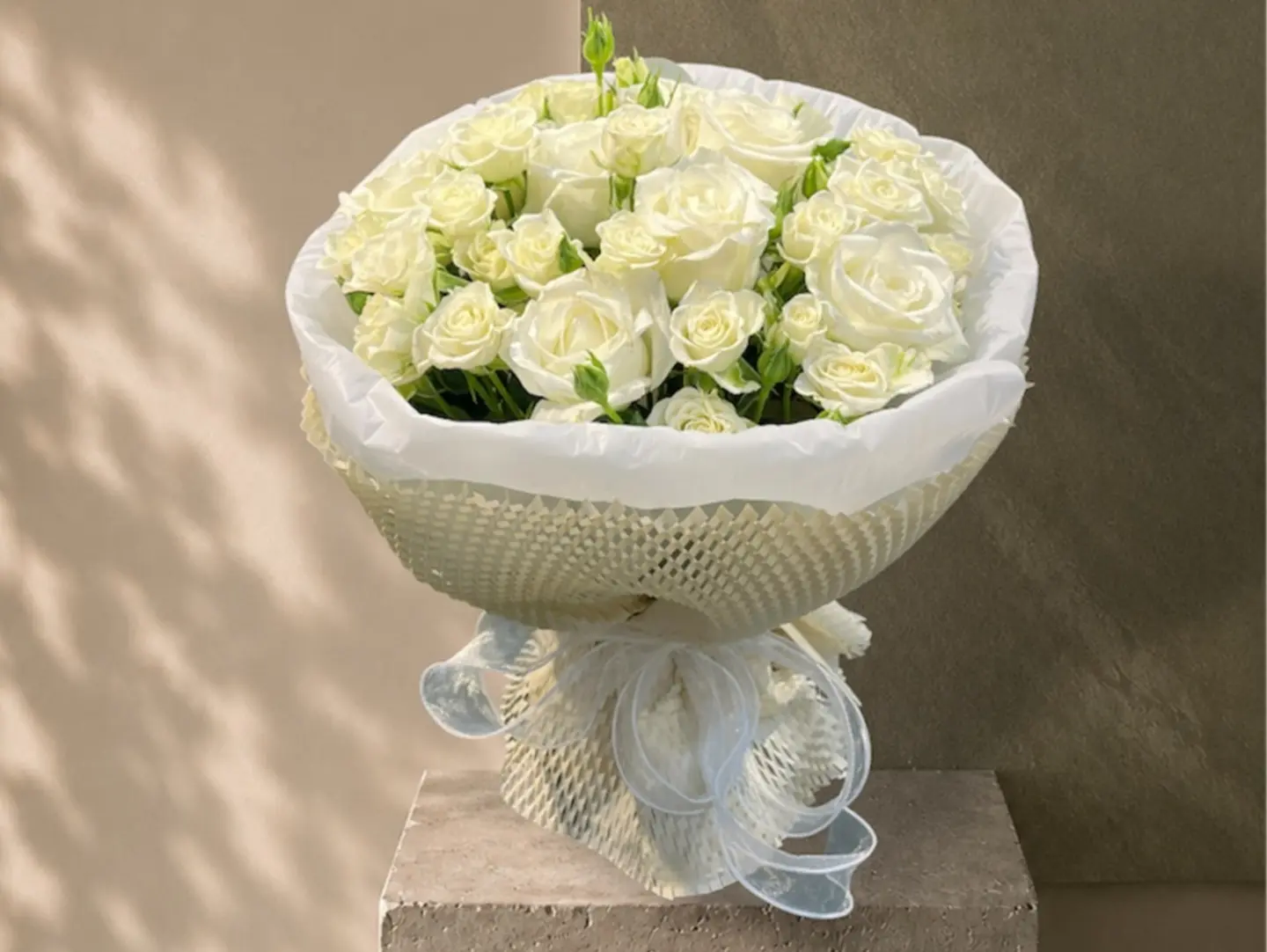 Father's Day White Rose Bouquet