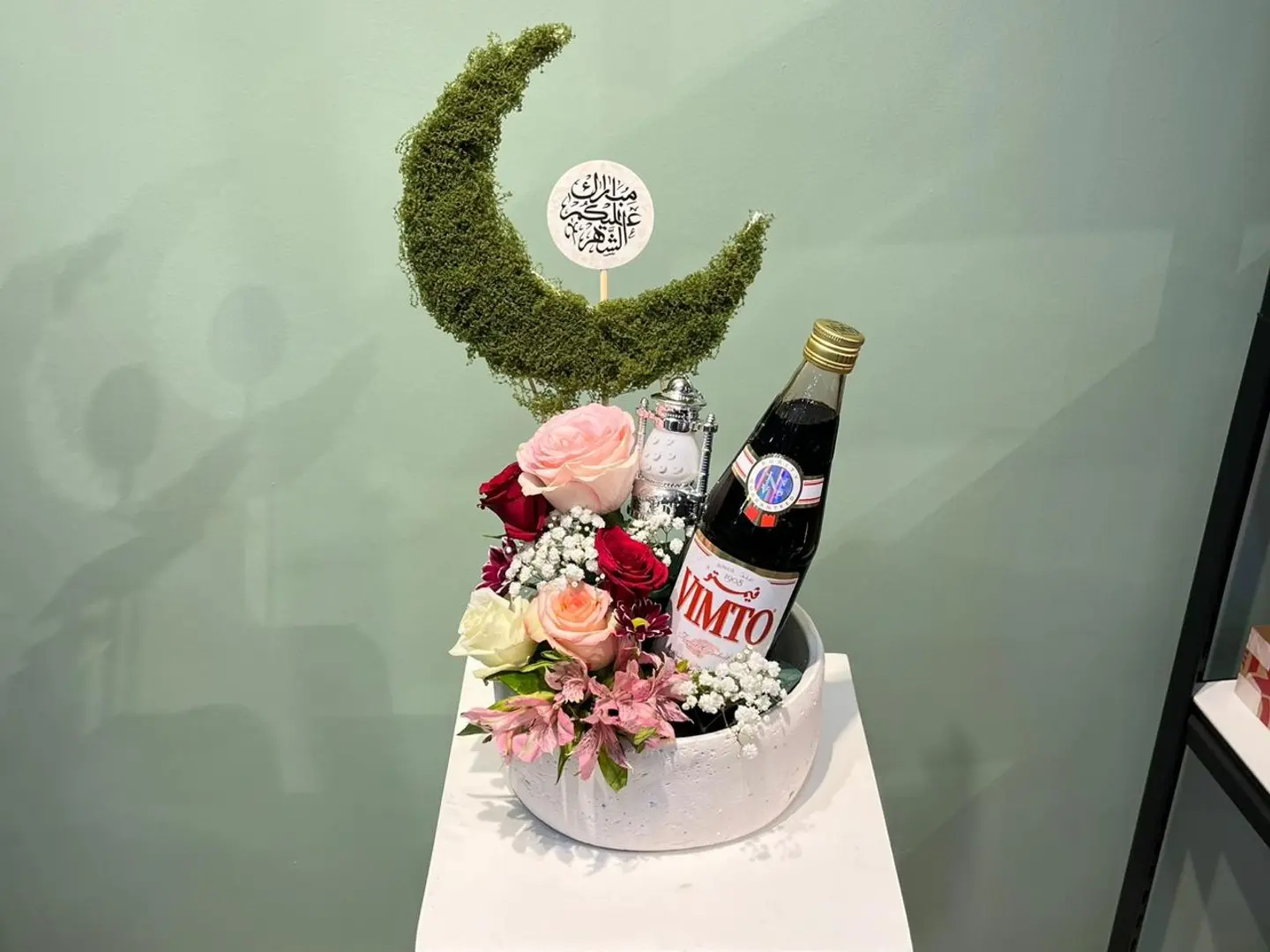 صندوق الزهور الرمضاني بتصميم الهلال