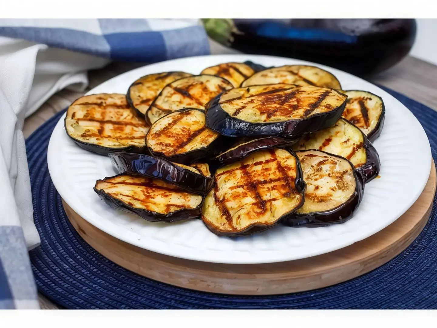 طبق مقالي - وسط