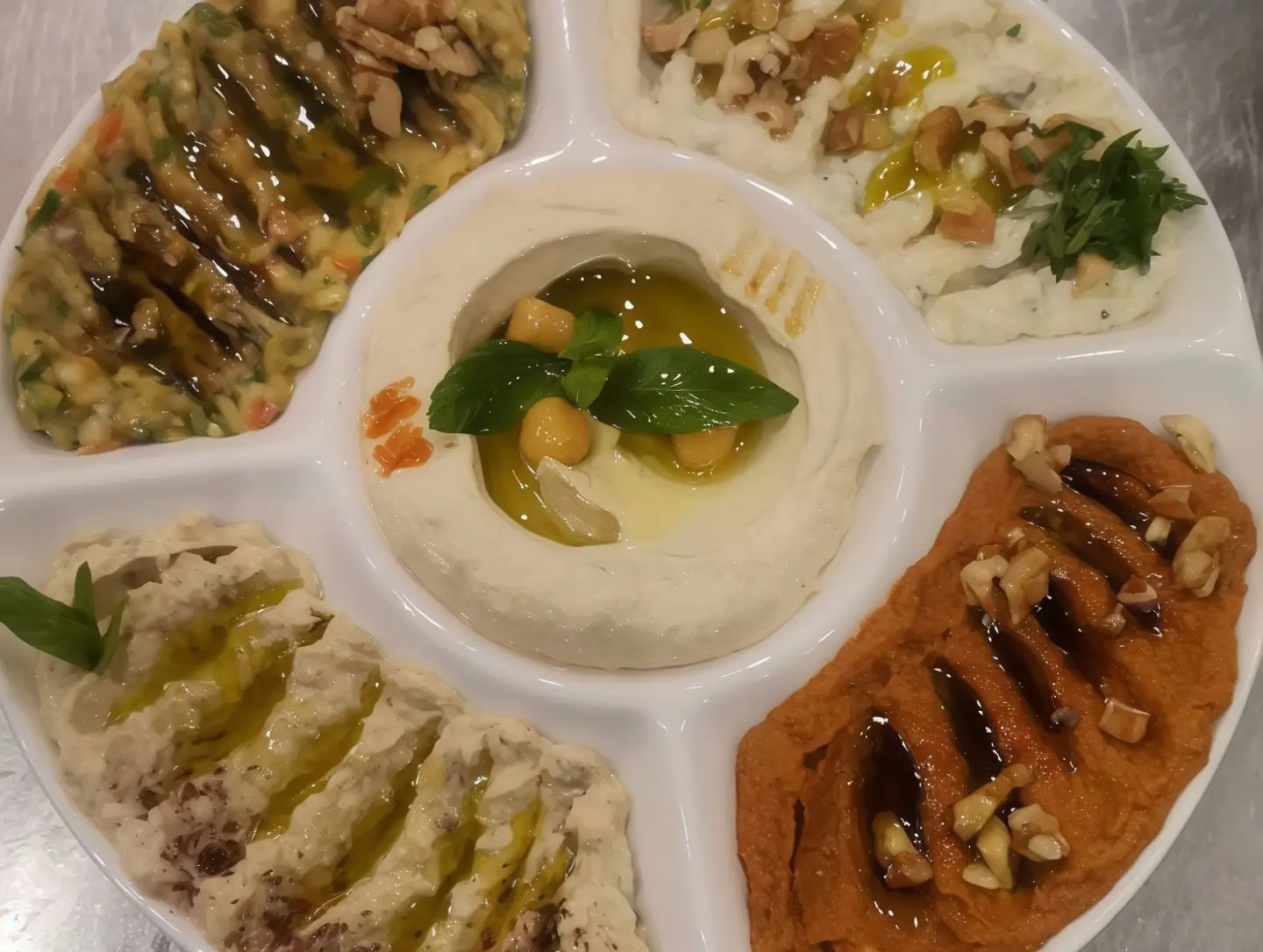 مقبلات مشكلة