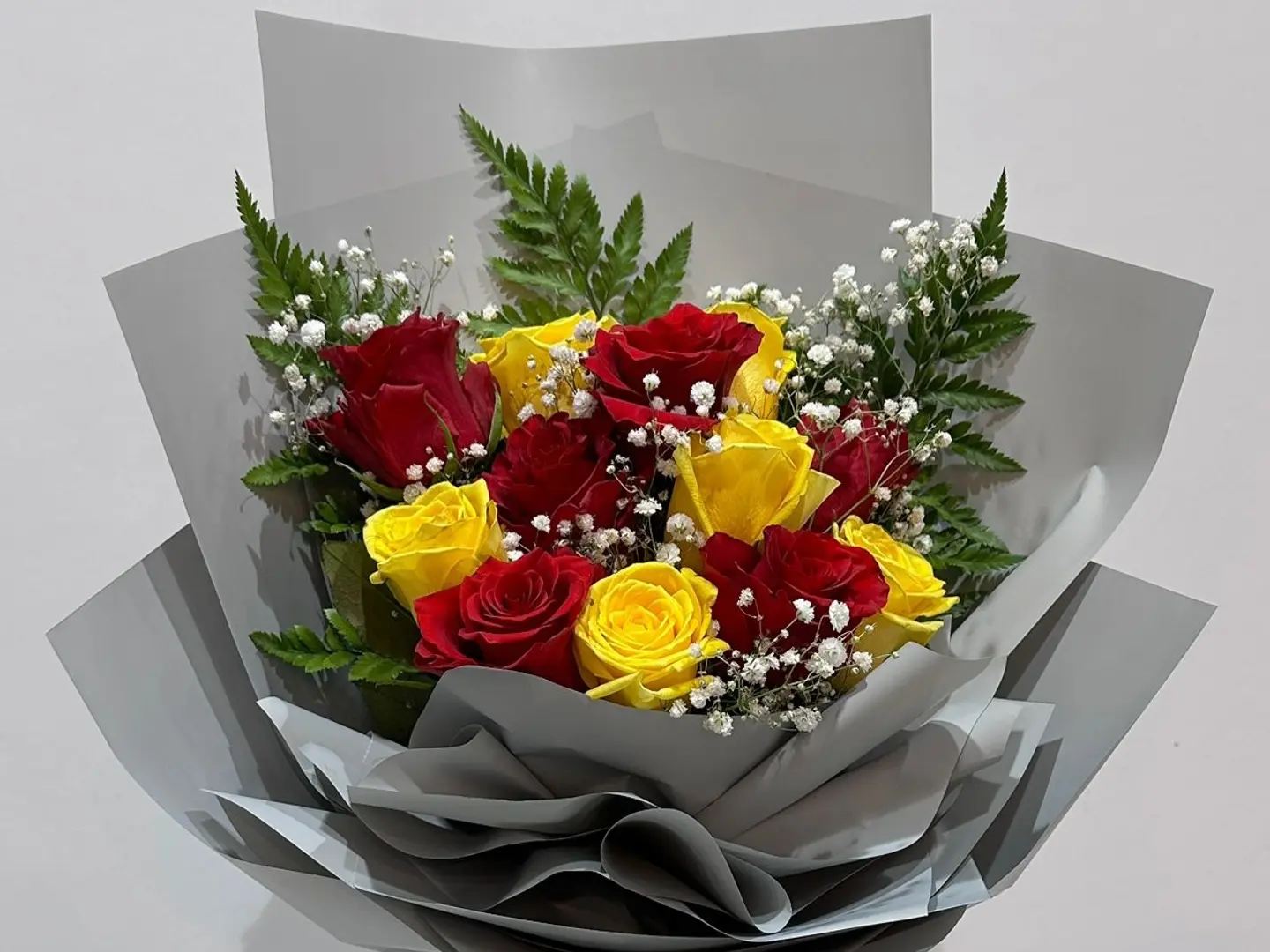 Red & Yellow Rose Bouquet