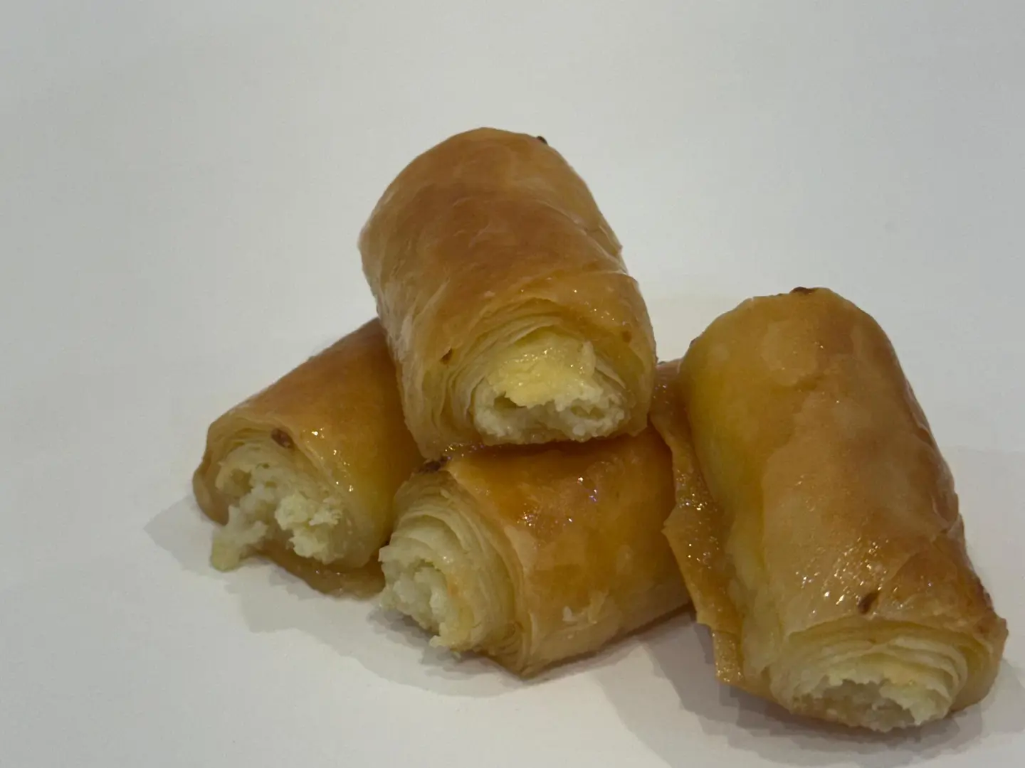 Mini Baklava Fingers With Cheese And Cream, Half A Kilo