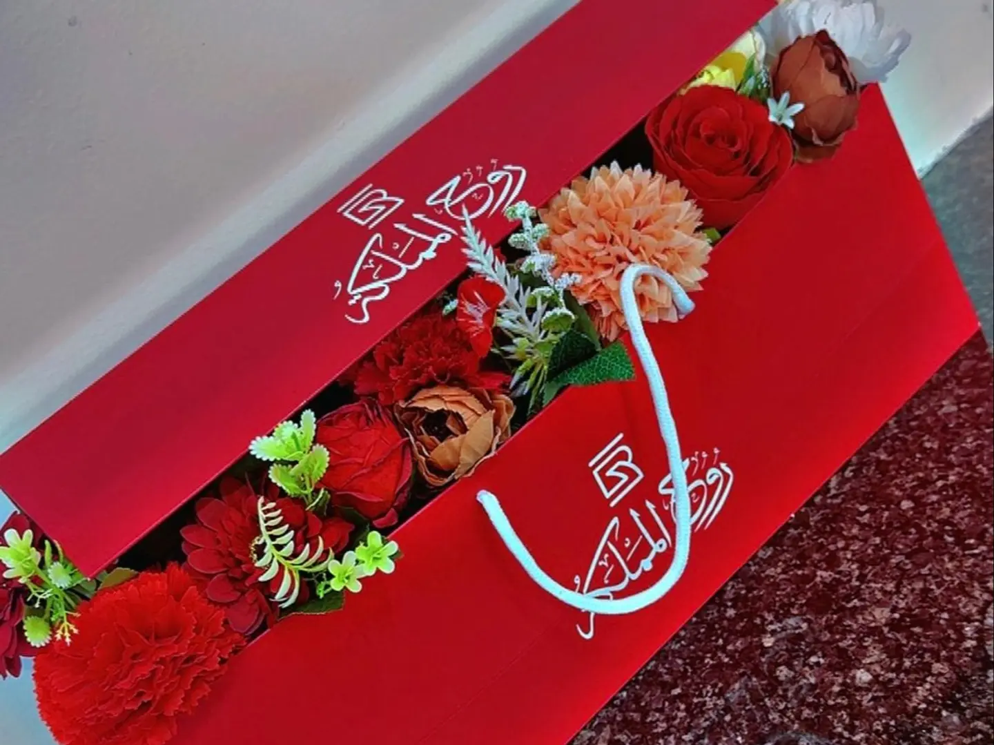 Kingdom Spirit Box With Roses