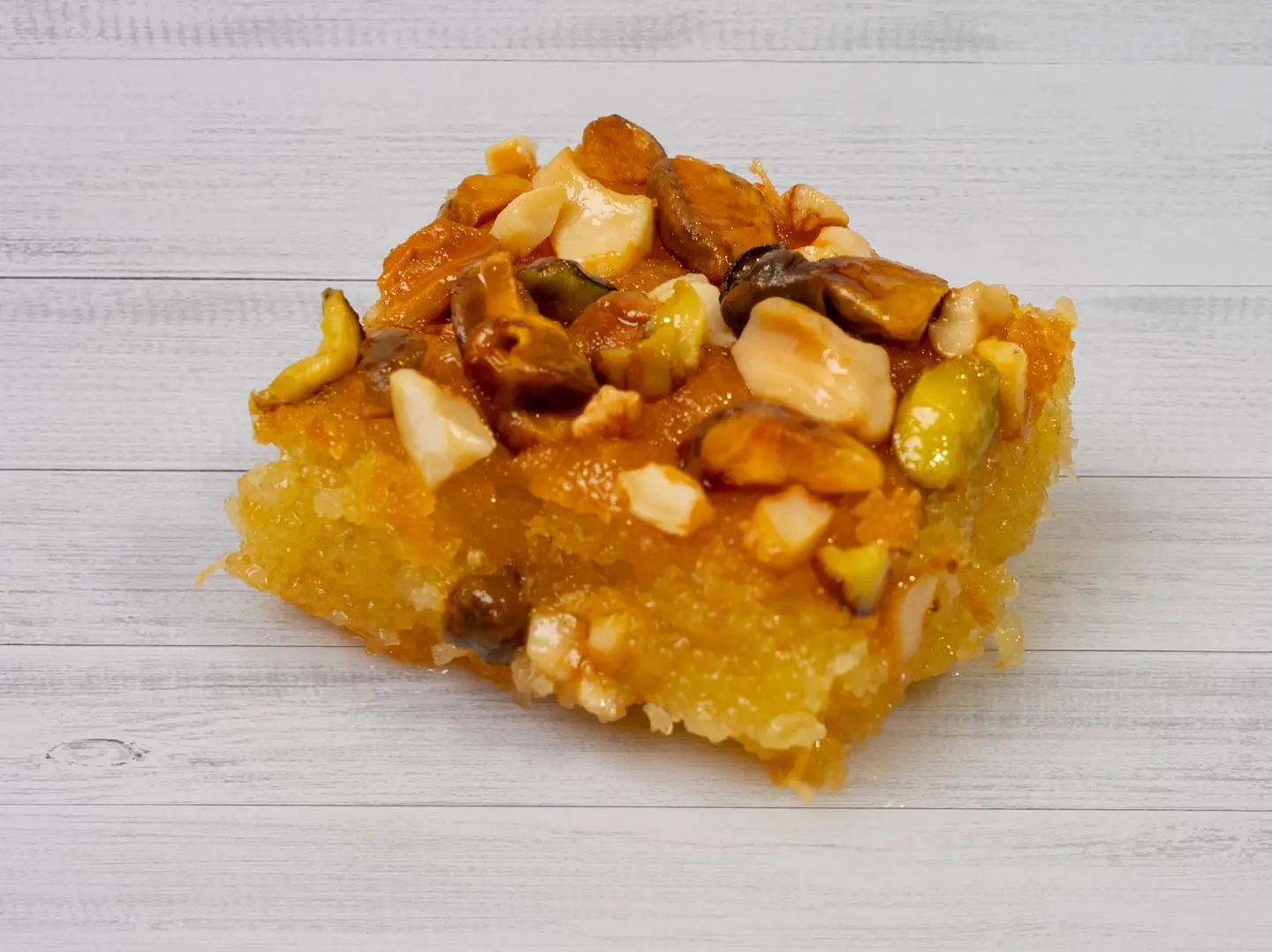 Basbousa With Nuts, Half A Kilogram