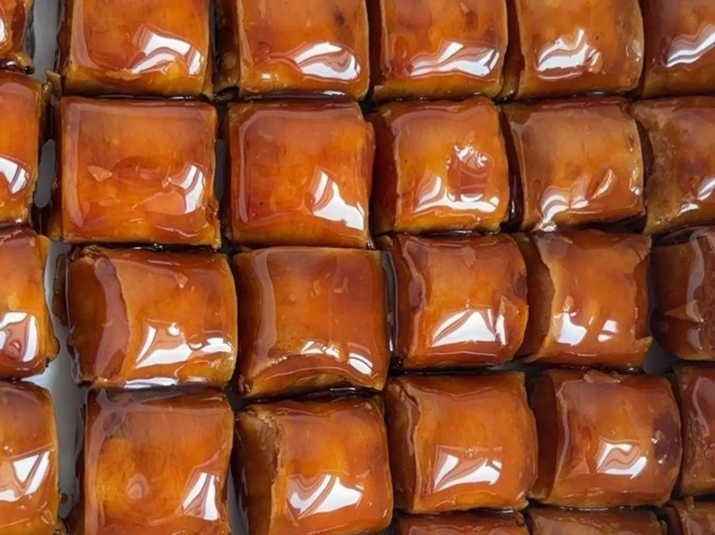 مكعبات الجبن سادة