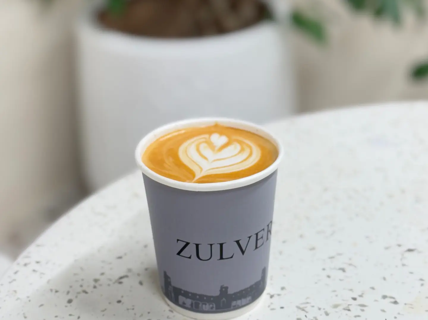 سبانش لاتيه حار