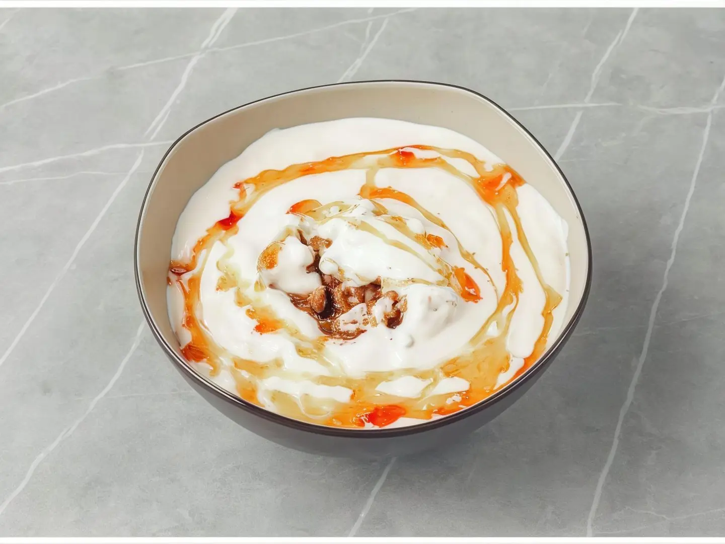 Areekah With Cream And Honey