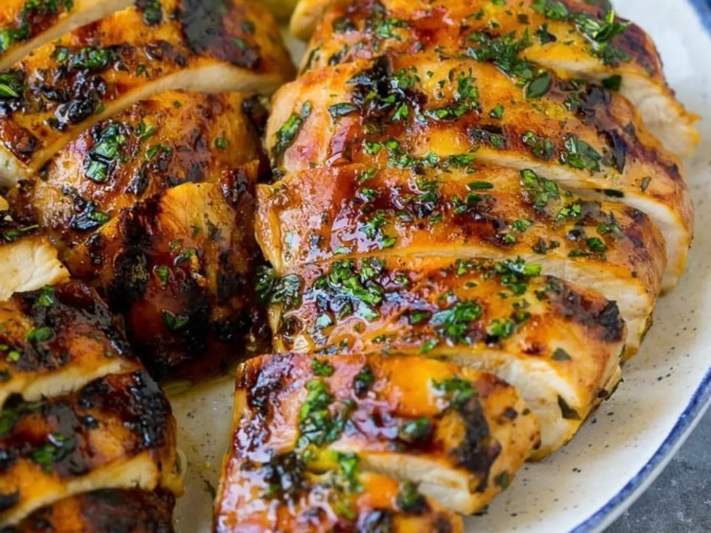 دجاج بالزعتر 100جرام