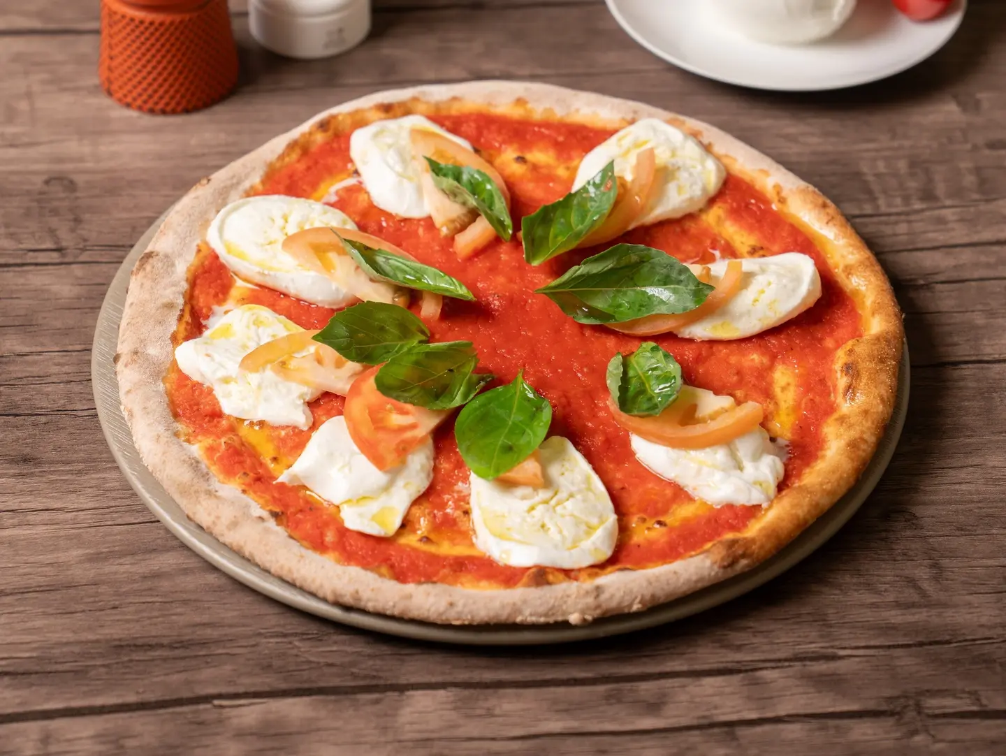 Pizza Caprese