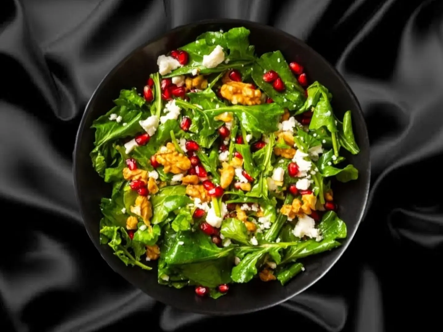 Rocca Leaves Salad