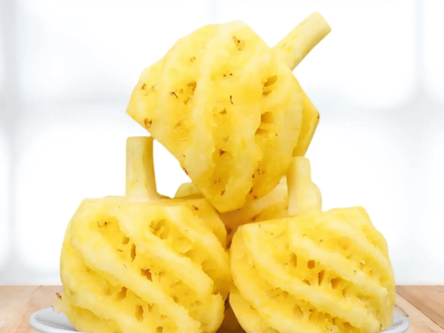 أناناس تايلندي مقشر علبه