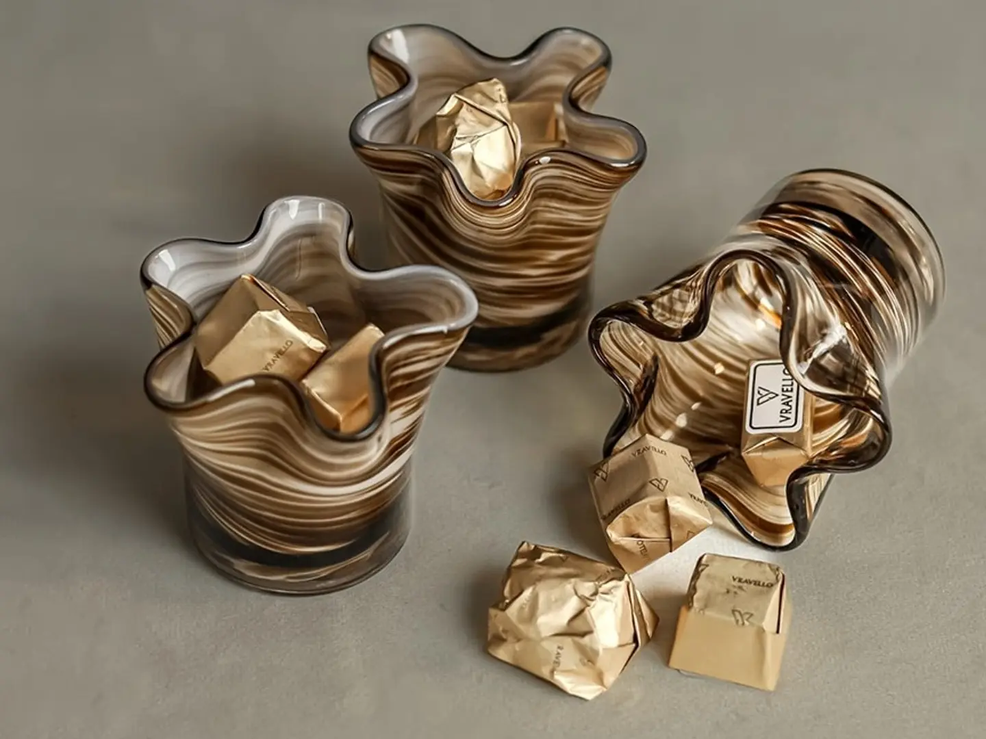 توزيعات العيد كريستال