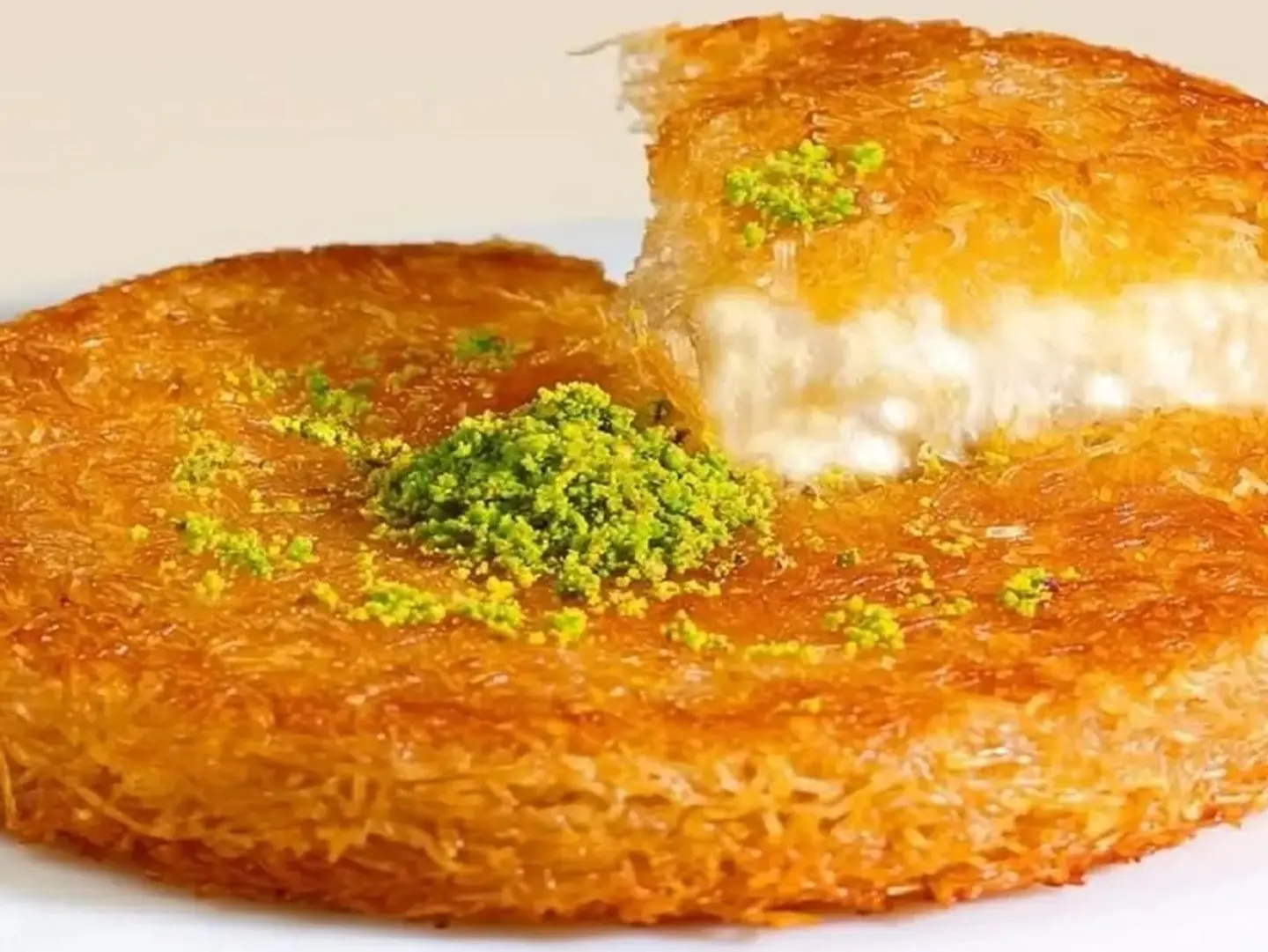 كنافة بالمكسرات المشكلة - ربع كيلو