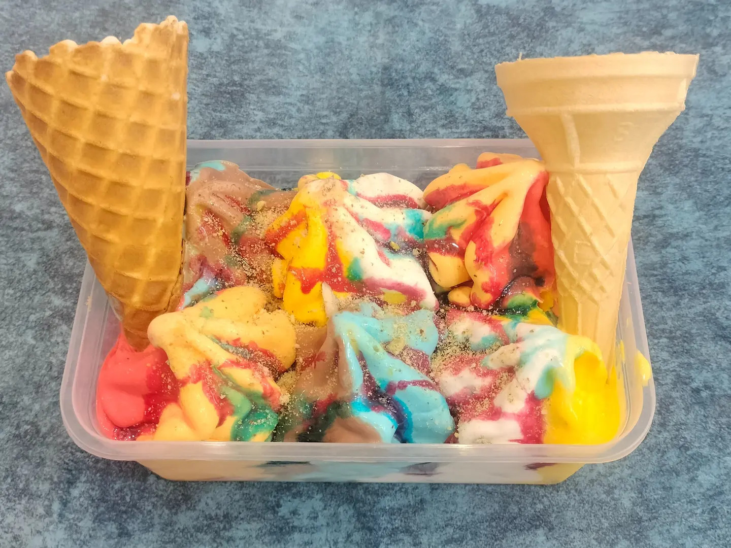 1 لتر آيس كريم مع 5 بسكويت عادي و 5 بسكويت سكري عرض خاص