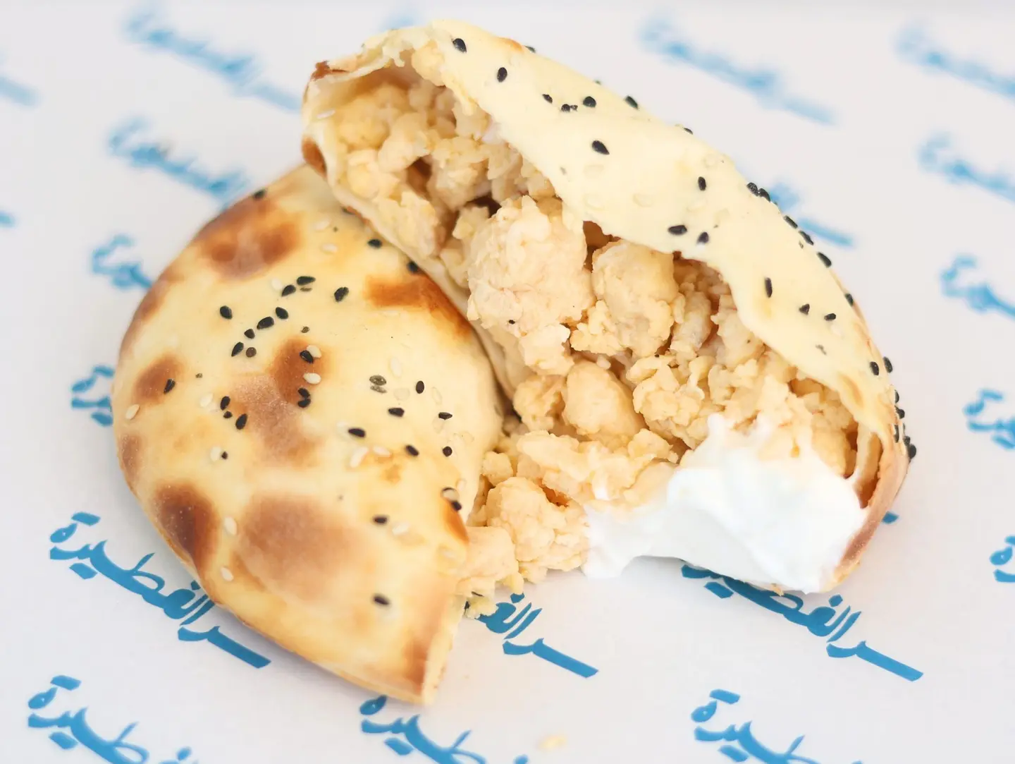 مدور بيض مقلي لبنة