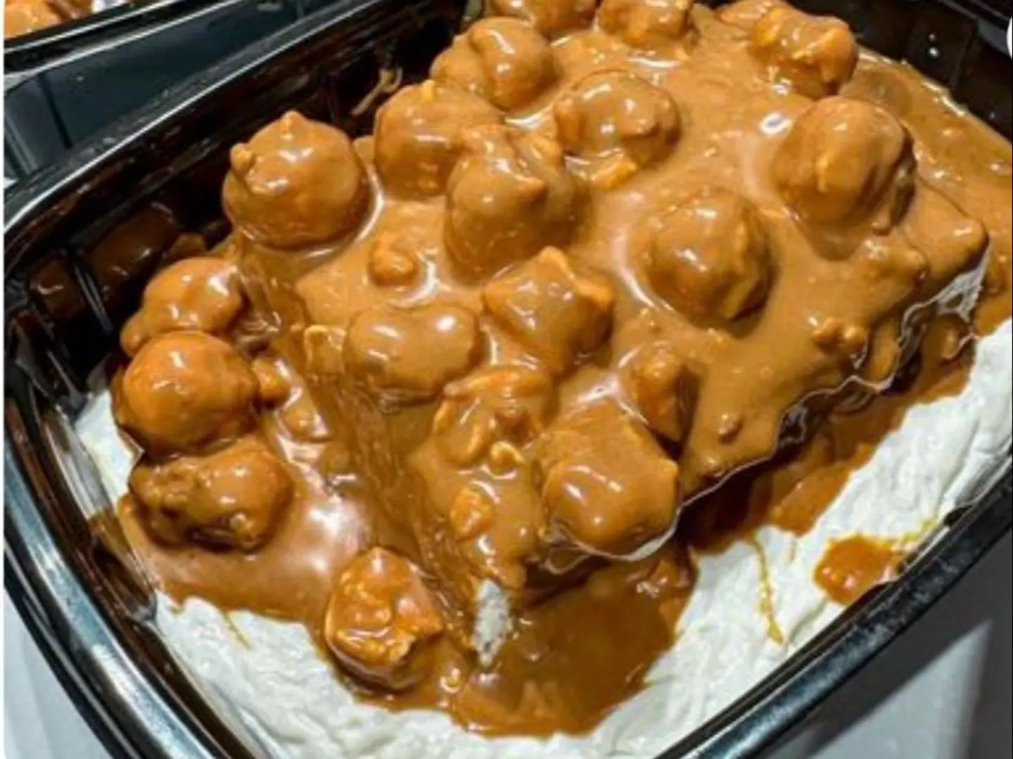 قشطوطة حلا بوبيز بندق