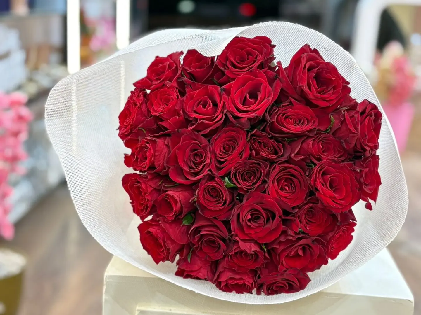 باقه ورد احمر جوري تغبيف قماش