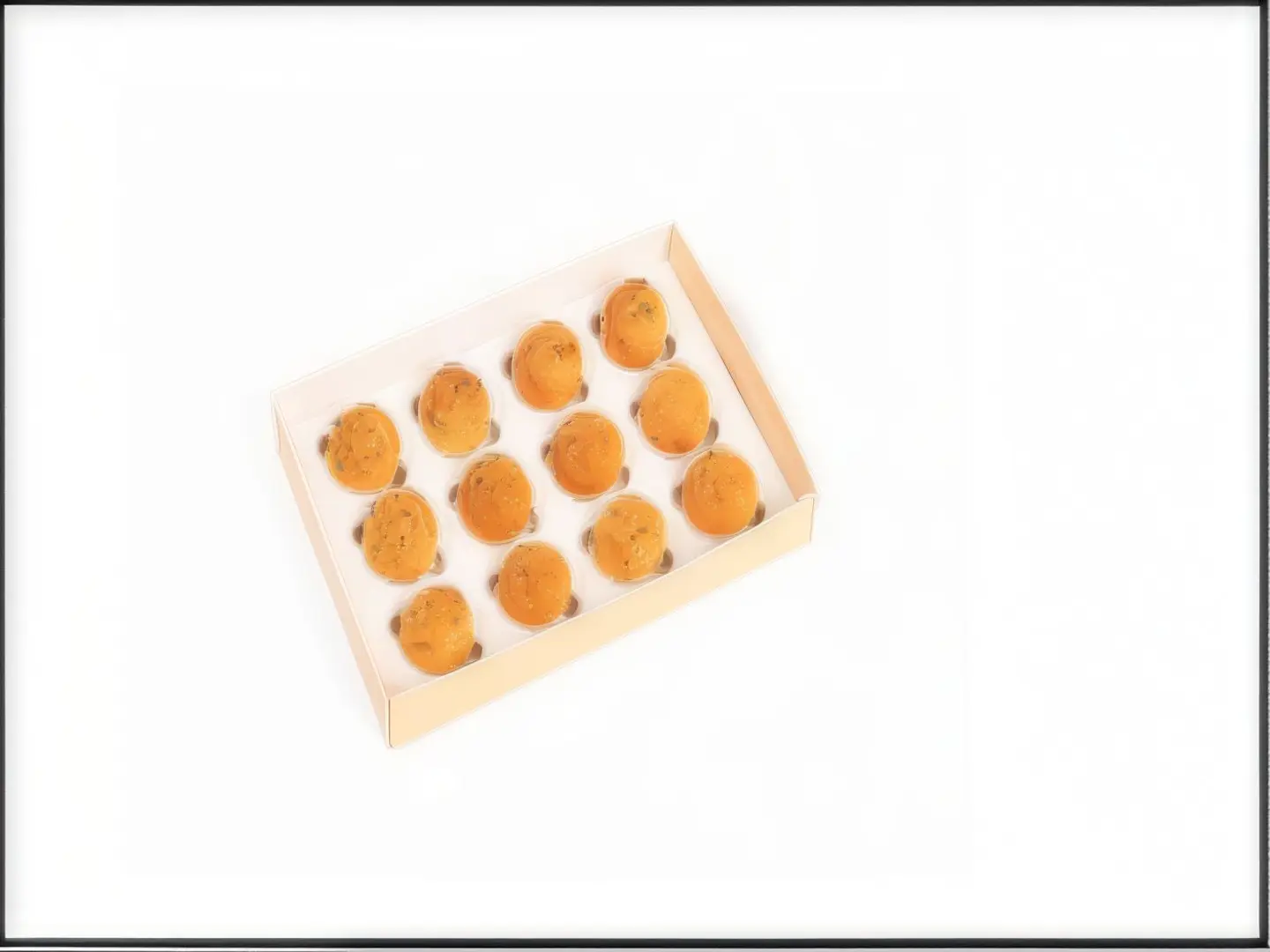Cup Bites Box Of 12 Pieces And 2 Sauces