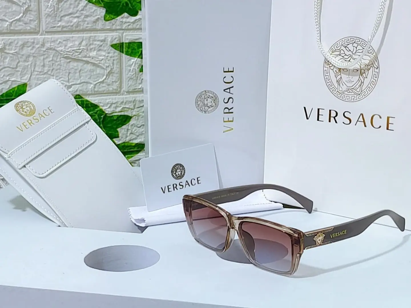 Versace Goggles Order Number 5