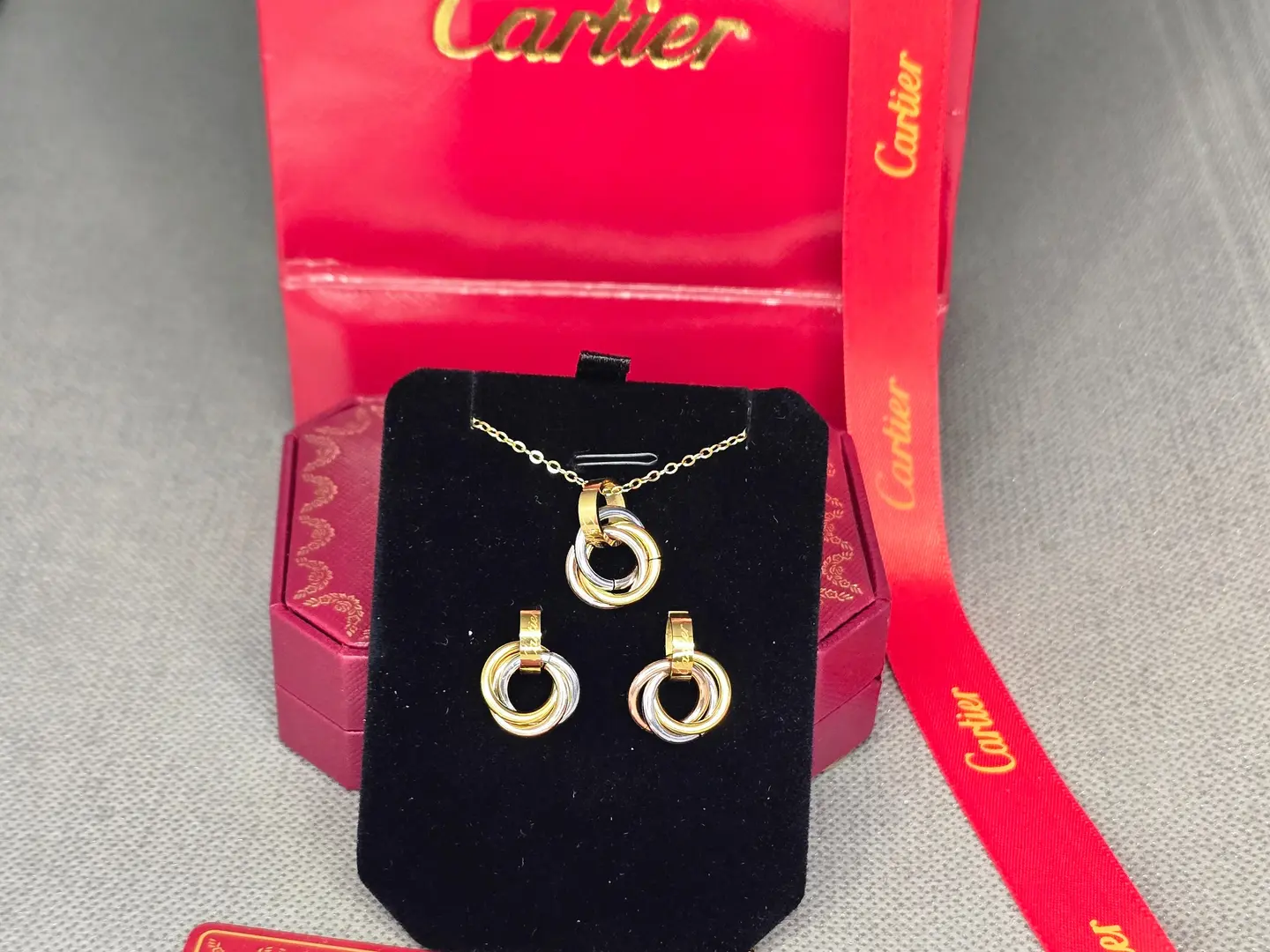 Cartier Chain With Ring Order Number