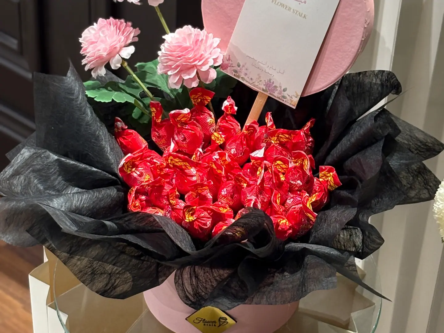 بوكس الحلويات الوردي