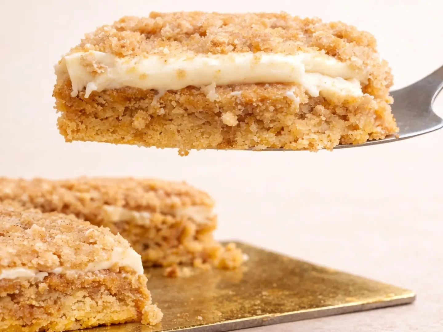 Cinnamon Apple Cheesecake