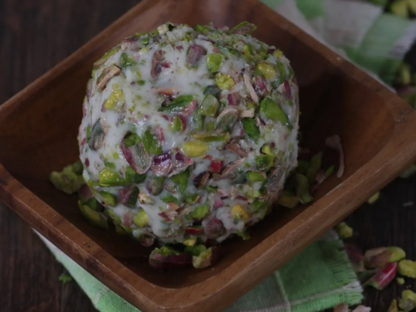 ديو الفستق الطبيعي الفاخر