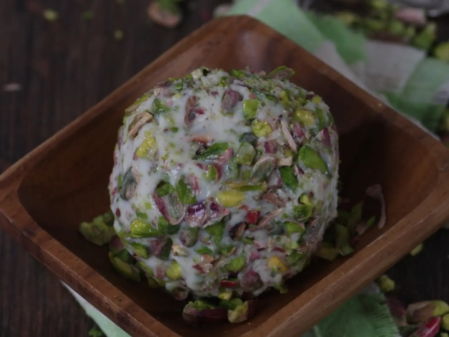 جراند الفستق الفاخر