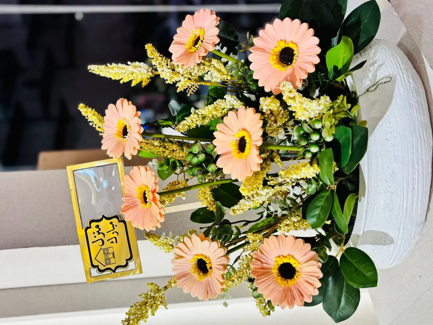 فازة جبس ورد صناعي