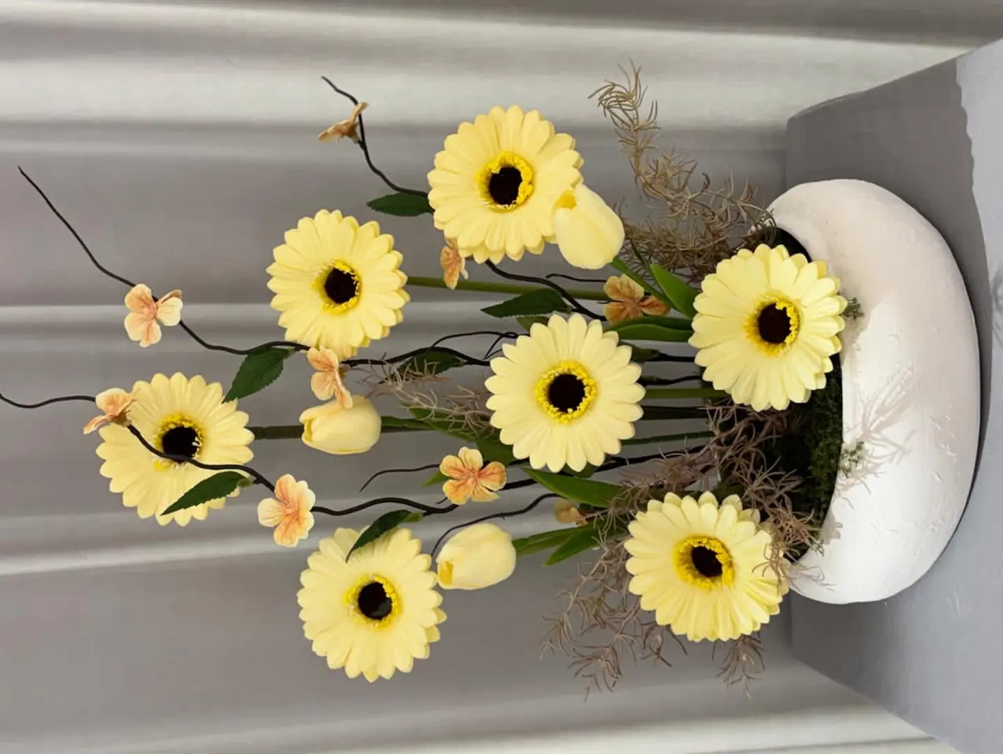 فازه ورد صناعي فخار