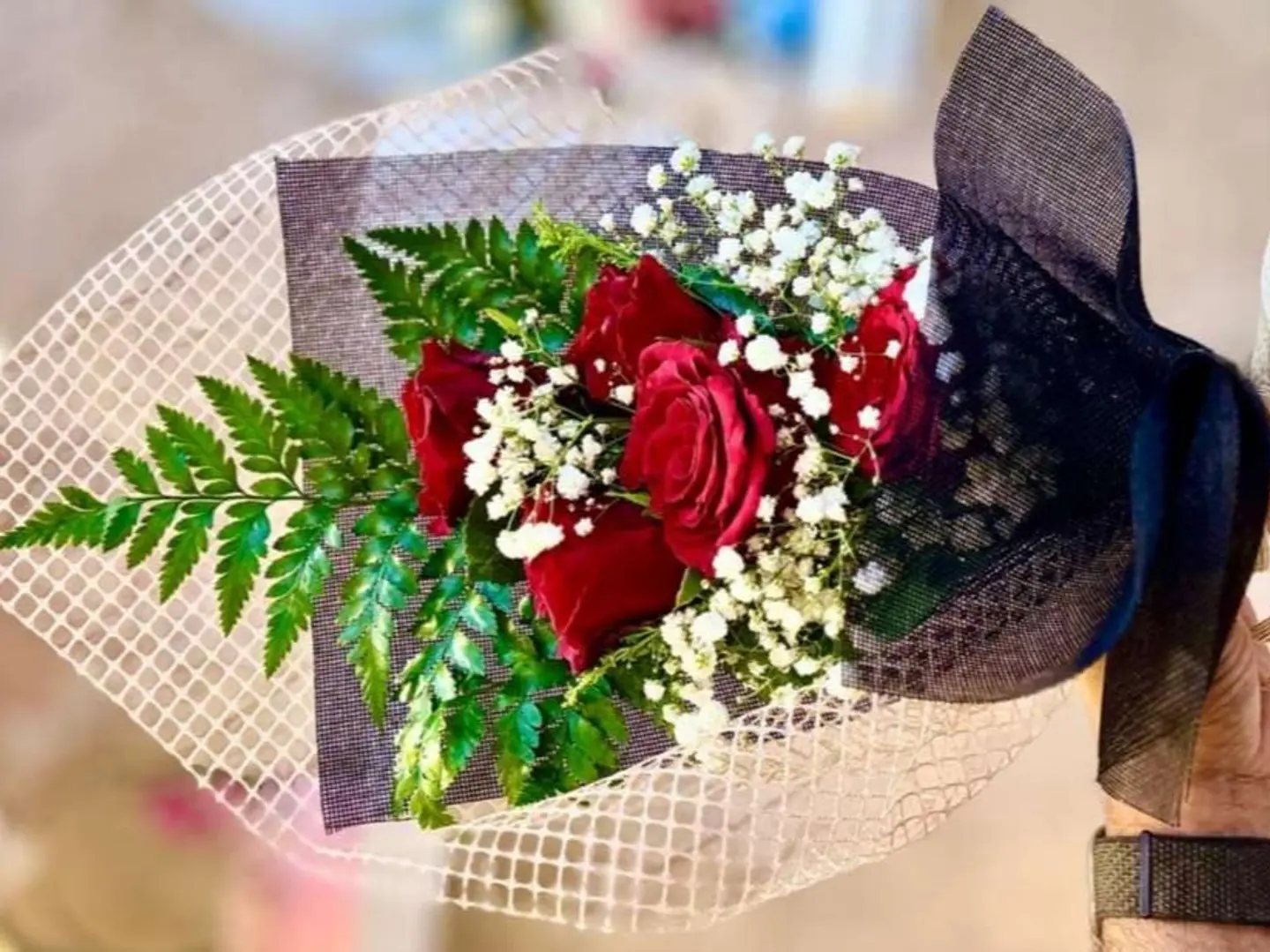 باقة الورد الأحمر المميزه