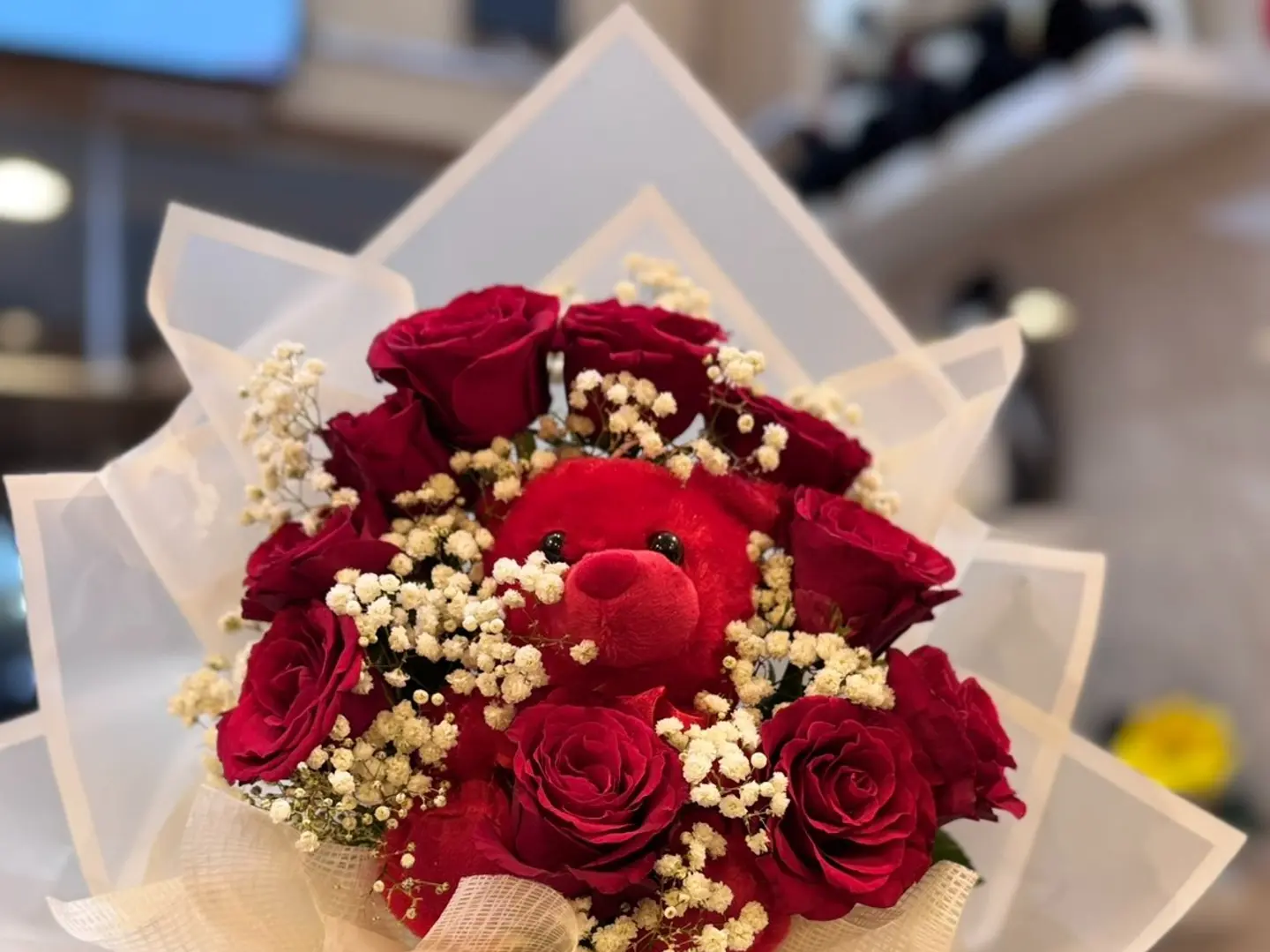 باقة الدبدوب الأحمر