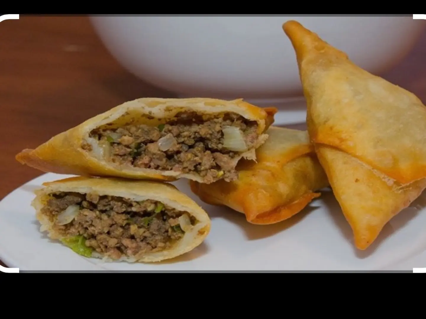سمبوسه لحم