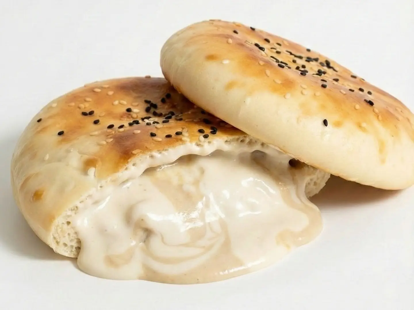 فطيرة جبن وطحينة