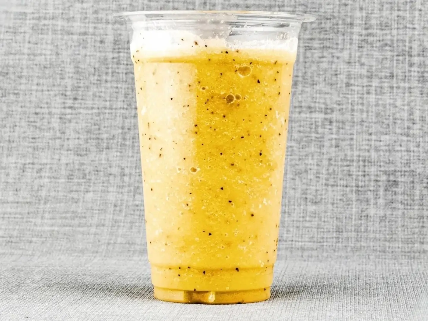 Kiwi. Pineapple. Green Apple