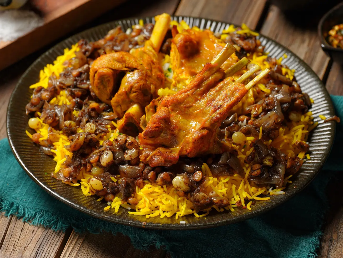 مجبوس حسينوه لحم