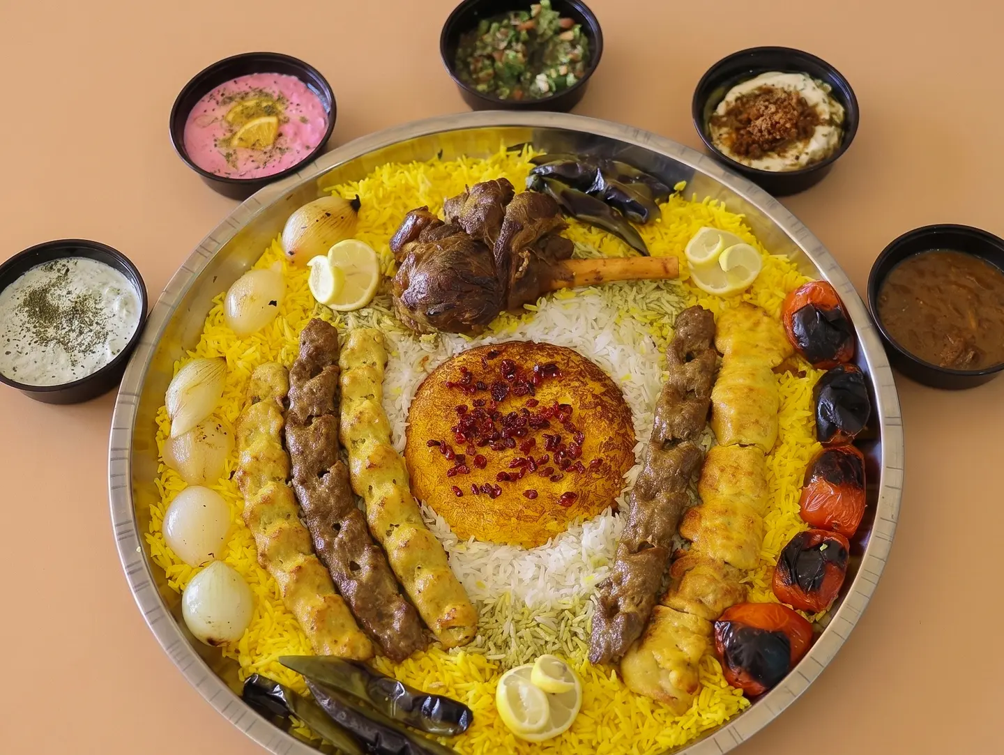 سوبرمشويات عائلية مشكلة لخمسة أشخاص