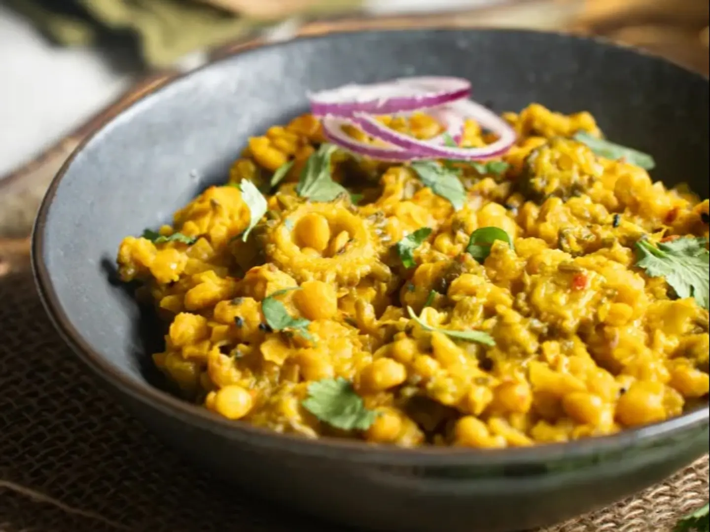 عَدَس و قَرْع مُرّ