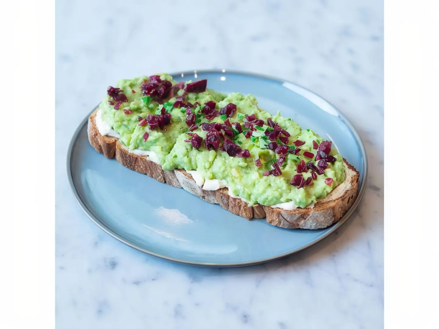 أفوكادو على التوست