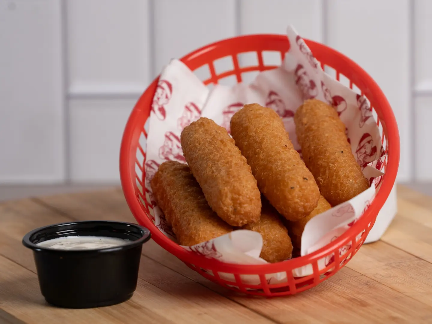 Mozzarella Sticks (6 Pcs)