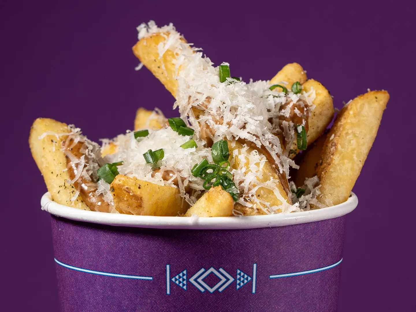 بطاطس مع صوص ايولي الثوم الأسود