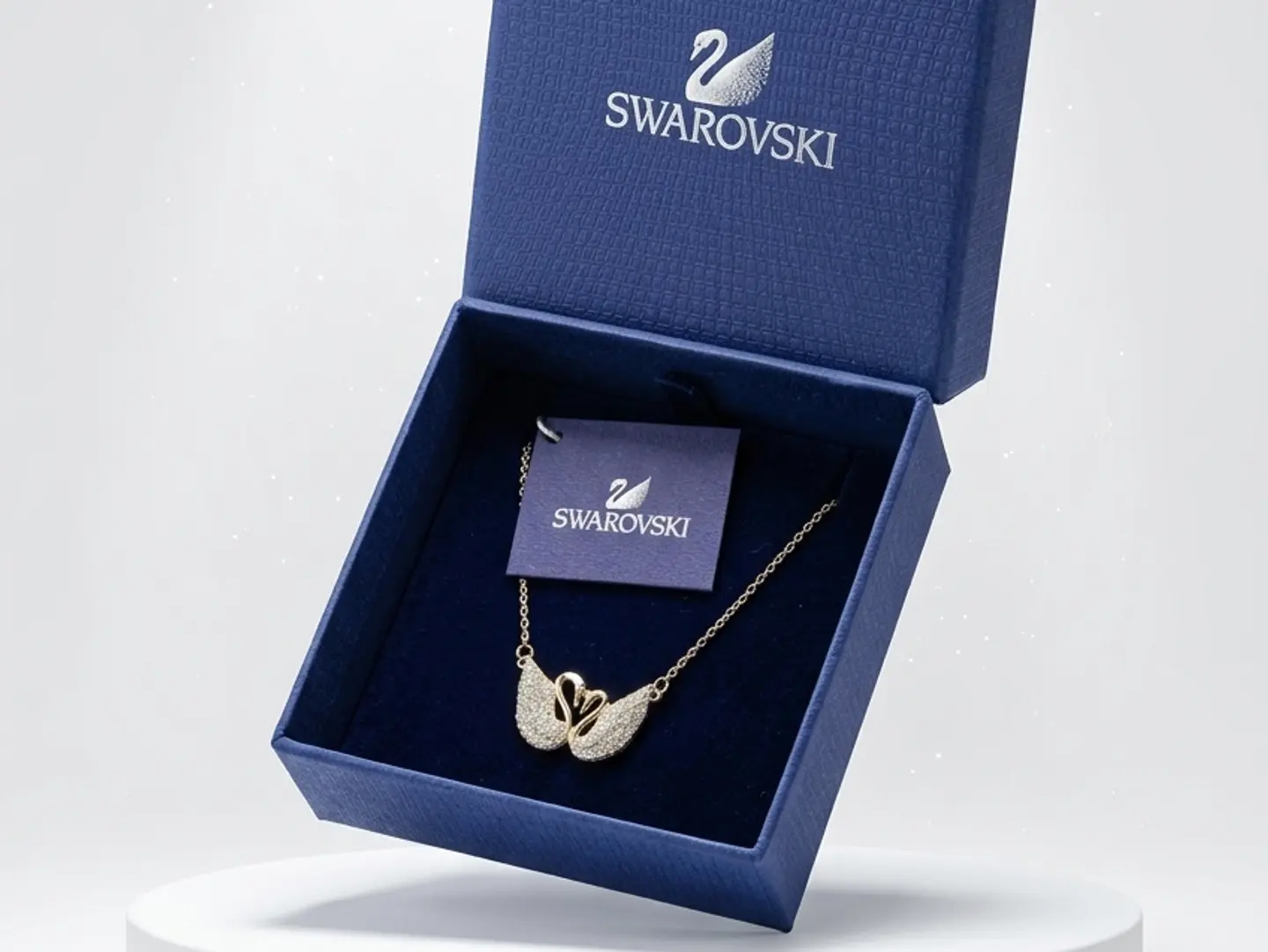 Swarovski Swan Elegance Necklace