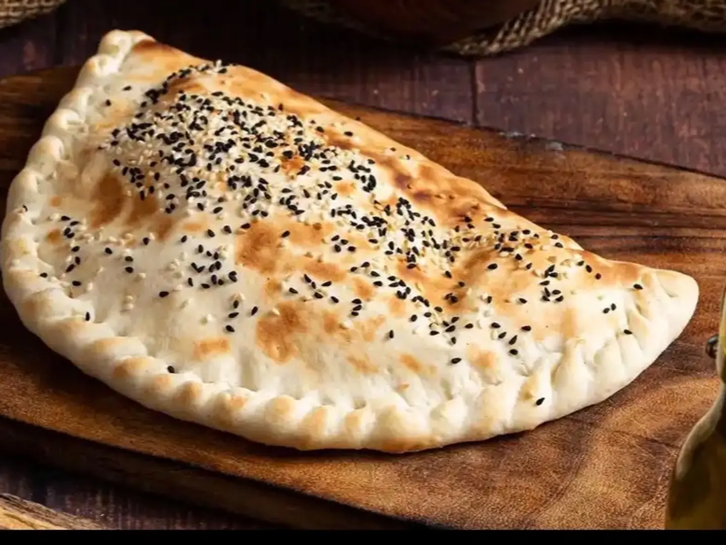 ‏جبن عكاوي مقفلة