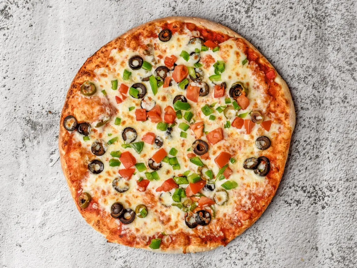 ‏بيتزا خضار بدون فطر