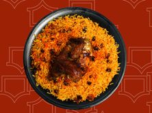 نصف حبة دجاجة مثلوثة شواية