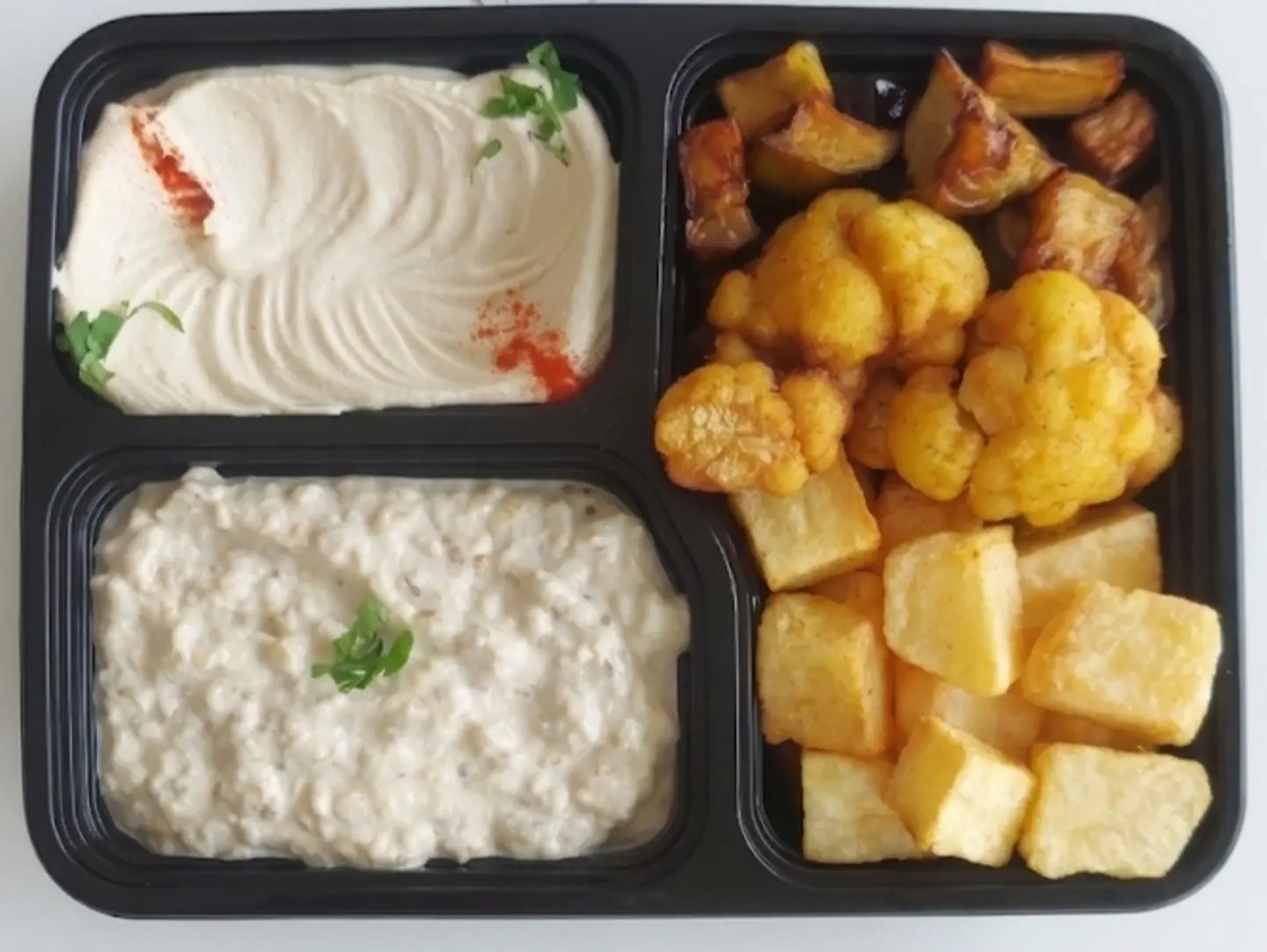 Al Moalem Appetizer Box