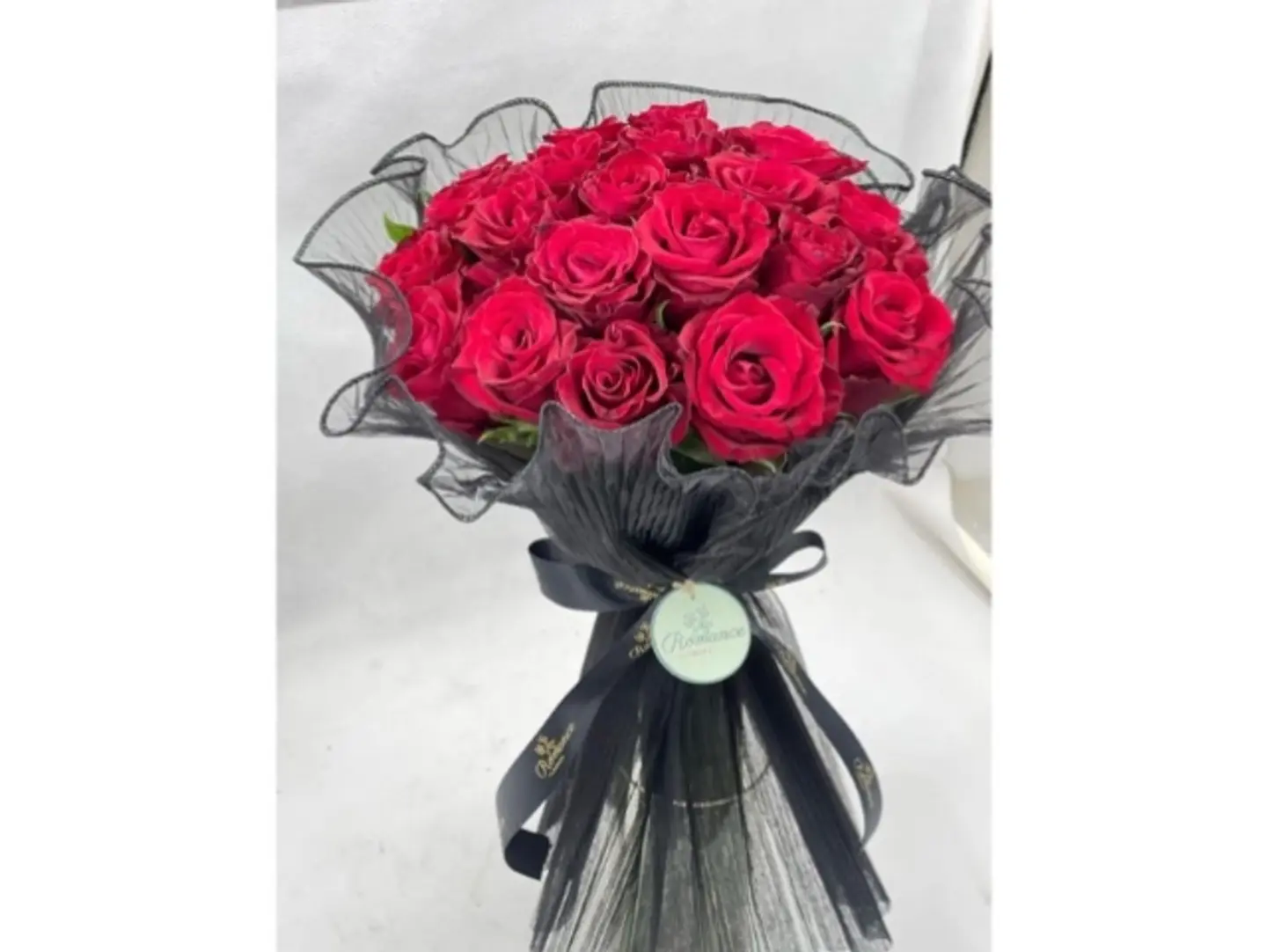 Red Roos Nasamat Bouquet